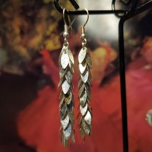Feathered silver dangle earrings